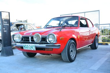 SAN JUAN, PH - 8 MAYIS - 8 MAYIS - 8 Mayıs 2022 tarihinde San Juan, Filipinler 'de East Side Collective car karşılaşması. Doğu Yakası Kolektifi, Filipinler 'de her ay düzenlenen bir otomobil fuarıdır..