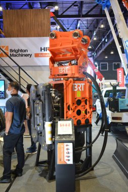 PASAY, PH - NOV 5 - Brt side grip pile driver unit at Philconstruct on November 5, 2022 in Pasay, Philippines. Philconstruct is a annual construction show in Philippines.