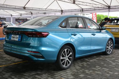 Pasay, PH - 28 Mayıs - 28 Mayıs 2022 tarihinde Pasay, Filipinler 'de Autofest test sürüşünde Geely Emgrand. Autofest, Filipinler 'in Pasay kentinde düzenlenen bir test sürüşü etkinliğidir..