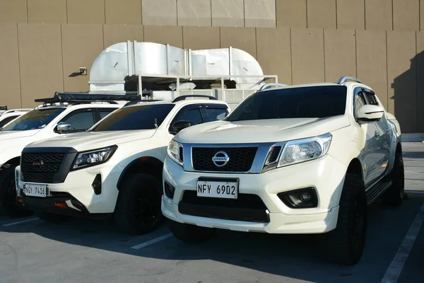 stock image PARANAQUE, PH - MAR 26 - Nissan navara pick up at Nissan Elites summer meet on March 26, 2023 in Paranaque, Philippines. Nissan Elites is a car club group in Philippines.