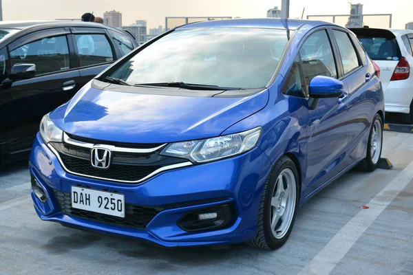 SAN JUAN, PH - MAR 13 - Honda, 13 Mart 2023 'te San Juan, Filipinler' de bir araya geldi. Gerçek formda ekip Filipinler 'de bir araba kulübü grubudur..