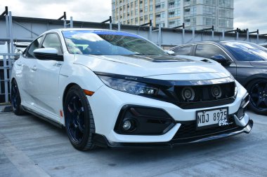 SAN JUAN, PH - 26 FEB - Honda civic Doğu yakasındaki toplu araçlarda 26 Şubat 2023 tarihinde San Juan, Filipinler 'de buluştu. Doğu Yakası Kolektifi Filipinler 'de bir araba buluşması düzenliyor..