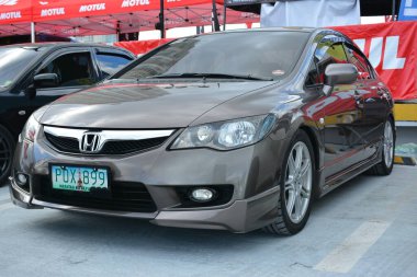 SAN JUAN, PH - 26 FEB - Honda civic Doğu yakasındaki toplu araçlarda 26 Şubat 2023 tarihinde San Juan, Filipinler 'de buluştu. Doğu Yakası Kolektifi Filipinler 'de bir araba buluşması düzenliyor..