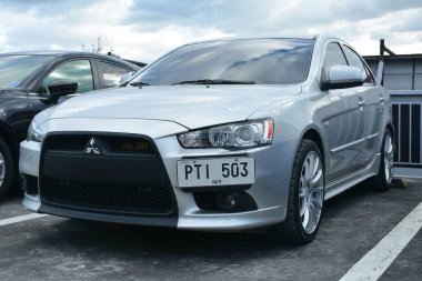 SAN JUAN, PH - 26 Şubat - Mitsubishi Lancer 26 Şubat 2023 tarihinde San Juan, Filipinler 'de buluşacak. Doğu Yakası Kolektifi Filipinler 'de bir araba buluşması düzenliyor..