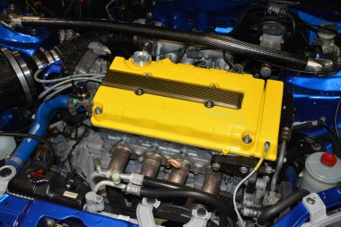 Pasay, PH - MAR 4 - Honda Civic engine at JDM Underground car show, 4 Mart 2023, Pasay, Filipinler. JDM Underground, Filipinler 'de düzenlenen bir otomobil fuarıdır..