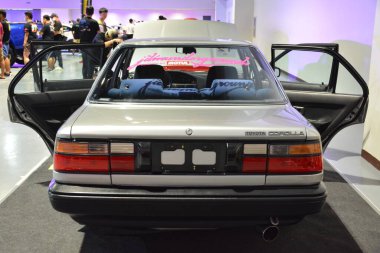 Pasay, PH - MAR 4 - Toyota corolla JDM Metro araba fuarında 4 Mart 2023 tarihinde Pasay, Filipinler 'de. JDM Underground, Filipinler 'de düzenlenen bir otomobil fuarıdır..