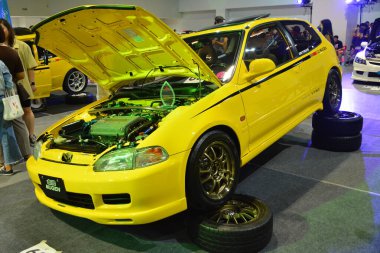 Pasay, PH - MAR 4 - Honda Civic mugen at JDM Underground car show at 4 Mart 2023, Pasay, Filipinler. JDM Underground, Filipinler 'de düzenlenen bir otomobil fuarıdır..