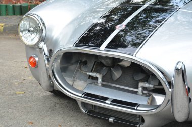 Paranak, PH - MAR 12 - Shelby 427 Sneaky Mods arabasında kobra 12 Mart 2023 'te Paranaque, Filipinler' de buluşuyor. Sneaky Mods, Filipinler 'de bir araba yarışması..