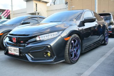 PARANAQUE, PH - MAR 18 - Veloce arabasında Honda civic 18 Mart 2023 'te Paranaque, Filipinler' de buluştu. Veloce, Filipinler 'de bir otomobil kulübü..