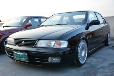 PARANAQUE, PH - MAR 18 - Nissan sentra Veloce 'de 18 Mart 2023' te Paranaque, Filipinler 'de buluşacak. Veloce, Filipinler 'de bir otomobil kulübü..