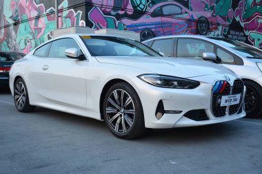 PARANAQUE, PH - MAR 18 - BMW 420i Veloce arabasında 18 Mart 2023 'te Paranaque, Filipinler' de buluş. Veloce, Filipinler 'de bir otomobil kulübü..