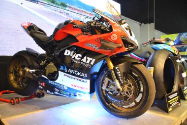 Pasay, PH - 25 Mart - Ducati motosiklet yarışları 25 Mart 2023 tarihinde Pasay, Filipinler 'de gerçekleştirildi. Inside Racing, Filipinler 'de bir motosiklet yarışması..