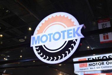 Pasay, PH - 25 Mart - Mototek standı 25 Mart 2023 tarihinde Pasay, Filipinler 'de Inside yarış bisikleti festivalinde. Inside Racing, Filipinler 'de bir motosiklet yarışması..