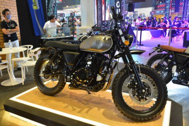 Pasay, PH-MAR 25 - 25 Mart 2023 tarihinde Filipinler 'in Pasay kentinde yarışan İt Motosiklet Festivali' nde. Inside Racing, Filipinler 'de bir motosiklet yarışması..
