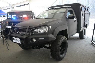 PASAY, PH - APR. 15 - Toyota hilux Manila Uluslararası Otomobil Fuarı 'ndan 15 Nisan 2023 tarihinde Pasay, Filipinler' de alındı. Manila International Auto Show, Filipinler 'de düzenlenen yıllık otomobil fuarıdır..