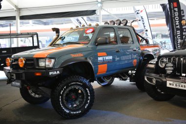 PASAY, PH - APR. 15 - Toyota hilux Manila Uluslararası Otomobil Fuarı 'ndan 15 Nisan 2023 tarihinde Pasay, Filipinler' de alındı. Manila International Auto Show, Filipinler 'de düzenlenen yıllık otomobil fuarıdır..