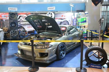PASAY, PH - APR. 15 - Nissan Silvia Manila Uluslararası Otomobil Fuarı 'nda 15 Nisan 2023 tarihinde Pasay, Filipinler' de. Manila International Auto Show, Filipinler 'de düzenlenen yıllık otomobil fuarıdır..