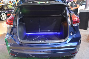 PASAY, PH - APR. 15 - Nissan 15 Nisan 2023 tarihinde Filipinler 'in Pasay kentinde Manila Uluslararası Otomobil Fuarı' nda tekmeliyor. Manila International Auto Show, Filipinler 'de düzenlenen yıllık otomobil fuarıdır..