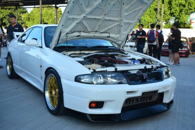 PASIG, PH - APR. Nissan Skyline gtr 29 Nisan 2023 tarihinde Pasig, Filipinler 'de Nissan Festivalinde. Nissan Festivali, Filipinler 'de düzenlenen bir otomobil etkinliği..