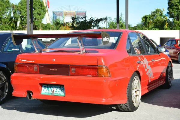 Pasig Apr 2023年4月29日にフィリピンのパジグで開催される日産フェスティバルで日産の赤い車 日産フェスティバルは フィリピンで開催されるカーミーティングイベントです — ストック写真