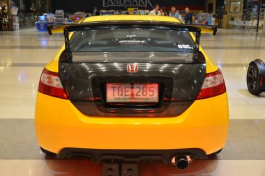 PARANAQUE, PH - 6 Mayıs - Honda Civic Honda Day 6 Mayıs 2023, Paranaque, Filipinler. Honda Günü, Filipinler 'de düzenlenen bir araba yarışması..