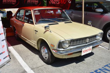 Pasay, PH - 6 Mayıs - Toyota corolla Toyota grubunda 6 Mayıs 2023 tarihinde Pasay, Filipinler 'de. Toyota Grubu 20, Filipinler 'de düzenlenen bir otomobil yarışması..