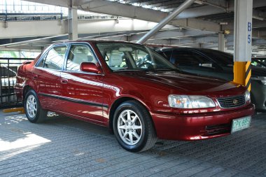 Pasay, PH - 6 Mayıs - Toyota corolla Toyota grubunda 6 Mayıs 2023 tarihinde Pasay, Filipinler 'de. Toyota Grubu 20, Filipinler 'de düzenlenen bir otomobil yarışması..