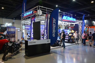 Pasay, PH - 21 Mayıs - Trans Sport Show 'da Acdelco standı 21 Mayıs 2023, Pasay, Filipinler. Trans Sport Show, Filipinler 'de düzenlenen yıllık bir pazarlama sonrası araba fuarıdır..