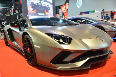 Pasay, PH - 21 Mayıs - Lamborghini aventador 21 Mayıs 2023 tarihinde Pasay, Filipinler 'de Trans Sport Show' da. Trans Sport Show, Filipinler 'de düzenlenen yıllık bir pazarlama sonrası araba fuarıdır..