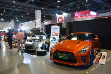 Pasay, PH - 21 Mayıs - Nissan Gtr Trans Sport Show 'da 21 Mayıs 2023 Pasay, Filipinler. Trans Sport Show, Filipinler 'de düzenlenen yıllık bir pazarlama sonrası araba fuarıdır..