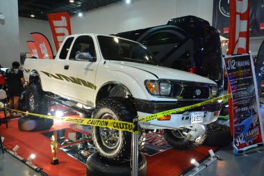 Pasay, PH - 21 Mayıs - Toyota tacoma Trans Sport Show 'da 21 Mayıs 2023, Pasay, Filipinler. Trans Sport Show, Filipinler 'de düzenlenen yıllık bir pazarlama sonrası araba fuarıdır..
