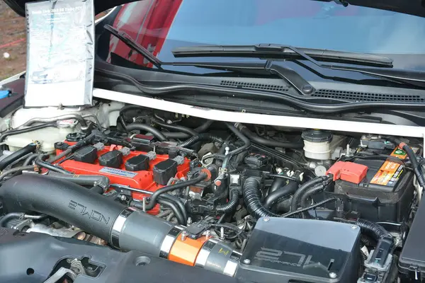 Quezon City Mei Honda Civic Engine Bumper Bumper Autoshow Mei — Stockfoto