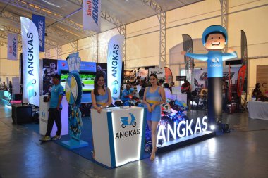 PASIG, PH - 20 Mayıs - Angkas motosiklet taksi durağı Ride Ph 20 Mayıs 2023 Pasig, Filipinler. Ride Ph, Filipinler 'de düzenlenen bir motosiklet gösterisi..