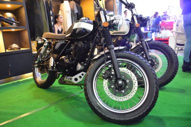 PASIG, PH - 20 Mayıs - 20 Mayıs 2023 Pasig, Filipinler 'de Ride Ph' de it motosikleti. Ride Ph, Filipinler 'de düzenlenen bir motosiklet gösterisi..