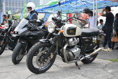 PASIG, PH - 20 Mayıs - Royal Enfield Interceptor 650 motosiklet Ride Ph 'de 20 Mayıs 2023, Pasig, Filipinler. Ride Ph, Filipinler 'de düzenlenen bir motosiklet gösterisi..