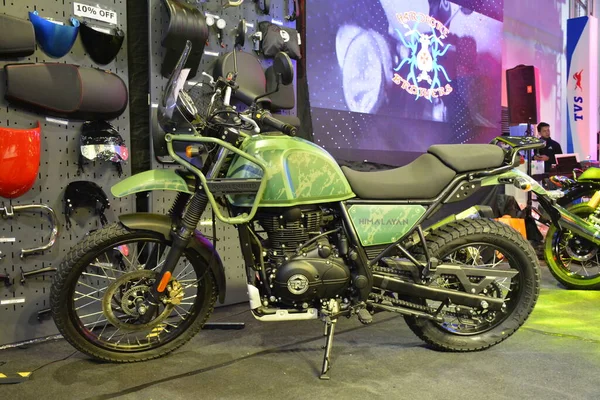 Pasay Apr Motocicleta Real Enfield Himalaia Show Moto Makina Abril — Fotografia de Stock