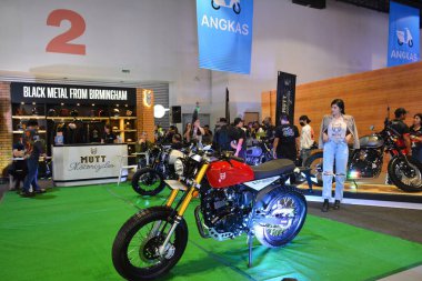 Pasay, PH - 16 Nisan - Makina Moto Show 'da it motosikleti 16 Nisan 2023 Pasay, Filipinler' de. Makina Moto, Filipinler 'de düzenlenen bir motosiklet gösterisi..
