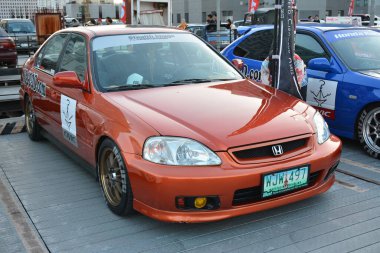 QUEZON CITY, PH - 7 Mayıs - Honda Civic 7 Mayıs 2023 tarihinde Quezon City, Filipinler 'de buluşuyor. Doğu Yakası Kolektifi, Filipinler 'de düzenlenen bir araba buluşması..