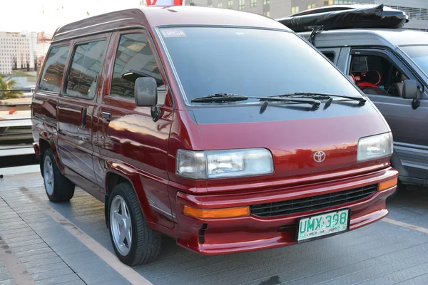 Quezon City Maj Toyota Liteace East Side Zbiorowy Samochód Spotkać — Zdjęcie stockowe