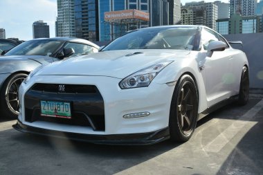 PASIG, PH - APR 30 - Nissan gtr 30 Nisan 2023 tarihinde Pasig, Filipinler 'de zevkle inşa edildi. Filipinler 'de zevkle yapılmış bir araba tanışma grubu var..