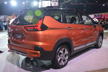 Pasay, PH - 12 AUG Mitsubishi xpander geçidi Mitsubishi Motors 60. yıldönümü 12 Ağustos 2023 Pasay, Filipinler. Mitsubishi Tokyo, Japonya 'da bir Japon otomobil üreticisi..