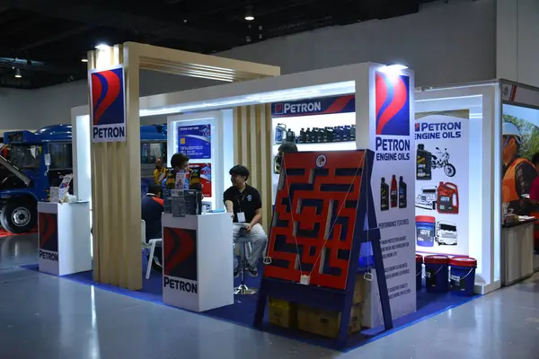 Пасай Июля Стенд Petron Филиппинской Выставке Коммерческих Автомобилей Июля 2023 — стоковое фото