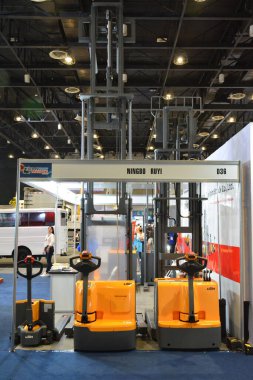 Pasay, PH - 19 AUG Xilin palet krikosu 19 Ağustos 2023 'te Pasay, Filipinler' de. Ulaştırma ve Lojistik Filipinler 'de yıllık bir kamyon fuarıdır..