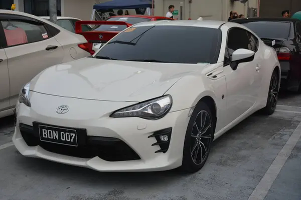 PARANAQUE, PH - SEPT 9 - Toyota 86 9 Eylül 2023 tarihinde Paranaque, Filipinler 'de bir araya geldi. Kültür, Filipinler 'de düzenlenen bir araba yarışması..