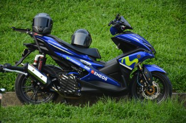 MARIKINA, PH - SEPT 30 - Yamaha mio aerox at Beast of the East car and motor show 30 Eylül 2023, Marikina, Filipinler. Beast of the East, Filipinler 'de düzenlenen bir otomobil ve motor fuarıdır..