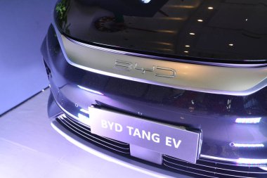 PAsay, PH-OCT 21 - Byd tang EV 21 Ekim 2023 tarihinde Pasay, Filipinler 'de yapılan elektrikli araç zirvesinde. Phil elektrikli araç zirvesi, Filipinler 'de her yıl düzenlenen bir otomobil fuarıdır..