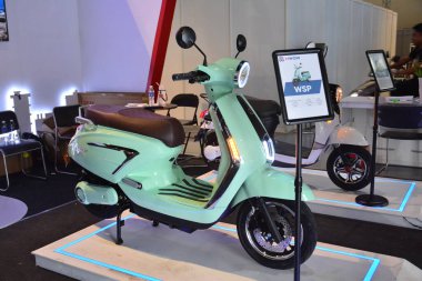 Pasay, PH-OCT 21 - 21 Ekim 2023 'te Filipinler Pasay' da Phil elektrikli araç zirvesinde. Phil elektrikli araç zirvesi, Filipinler 'de her yıl düzenlenen bir otomobil fuarıdır..