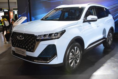 Pasay, PH-OCT 21 - Chery Tiggo 7 profesyonel Phil elektrikli araç zirvesinde 21 Ekim 2023, Pasay, Filipinler. Phil elektrikli araç zirvesi, Filipinler 'de her yıl düzenlenen bir otomobil fuarıdır..