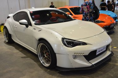 PAsay, PH - SEPT 16 - Toyota 86 16 Eylül 2023 tarihinde Pasay, Filipinler 'de sergilenen performans ve yaşam tarzı fuarında. Performans ve yaşam tarzı fuarı, Filipinler 'de düzenlenen yıllık ulaşım etkinliğidir..