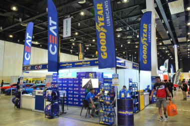 PAsay, PH - SEPT 16 - Goodyear kayganlaştırıcılar standı 16 Eylül 2023 tarihinde Pasay, Filipinler 'de sergilendi. Performans ve yaşam tarzı fuarı, Filipinler 'de düzenlenen yıllık ulaşım etkinliğidir..